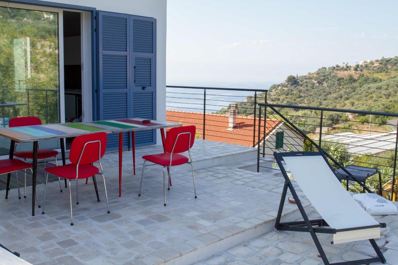 Il Sole Di Poggi Bed and Breakfast Imperia Eksteriør billede