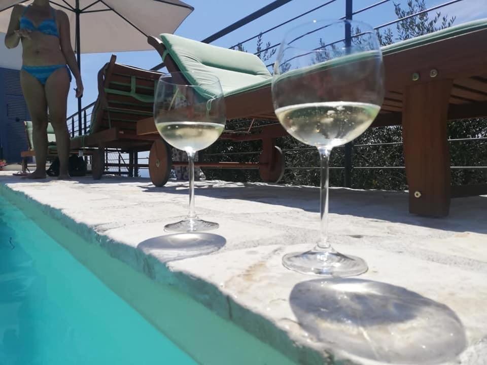 Il Sole Di Poggi Bed and Breakfast Imperia Eksteriør billede