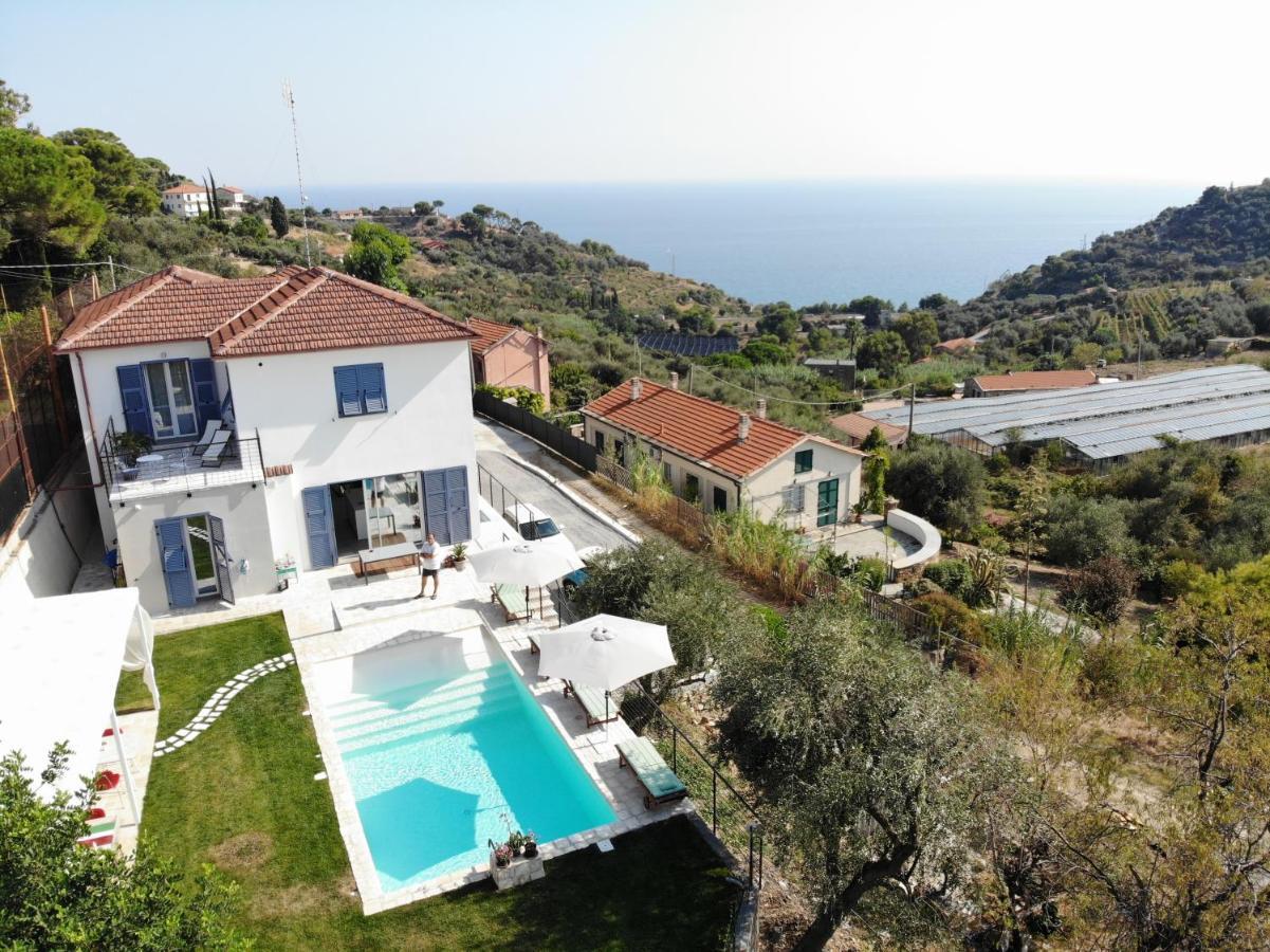 Il Sole Di Poggi Bed and Breakfast Imperia Eksteriør billede